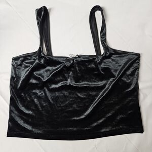 Wild Fable Black Cropped Cami XL‎